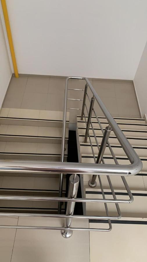 Centru Unirii Luxury Vip Apartament 2 Camere 98 Mp ! Parcare Subterana Privata Incalzita Iarna Si Climatizata Vara Doar Cu Rezervare In Limita Locurilor Disponibile ! Proprietate In Regim Hoteliep - Nu Are Bucatarie ! Бухарест Екстер'єр фото